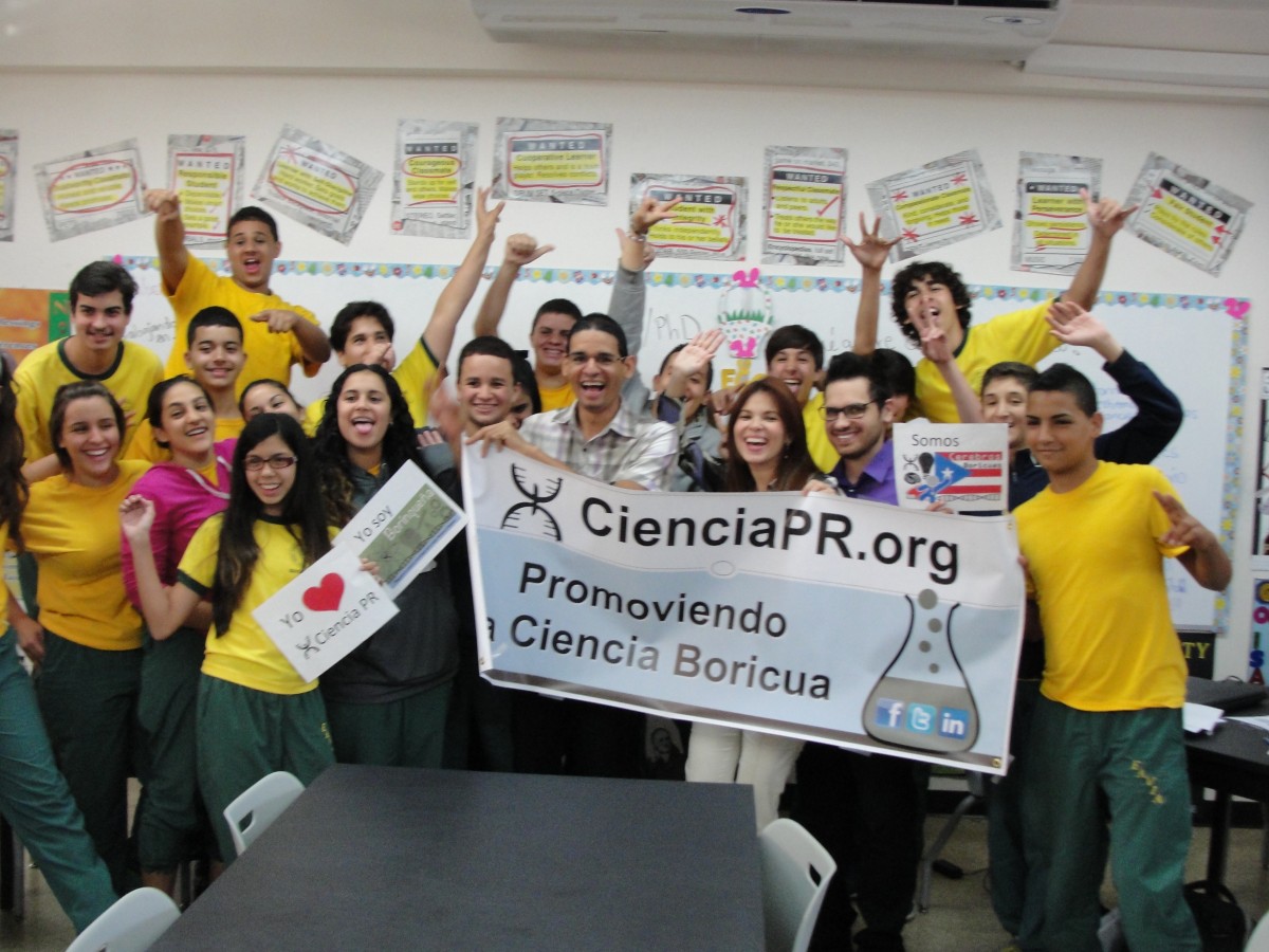 Visita de CienciaPR a la Escuela Antolina Vélez